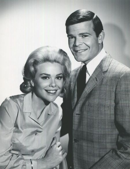 Ray Fulmer poses a picture with co-actress.